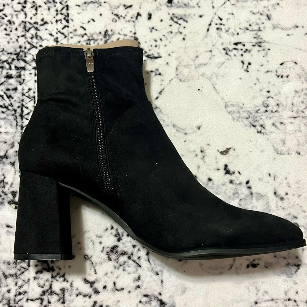 Marc Fisher Women's Black Pointy Toe Ankle Booties Black Multi Fabric 10
